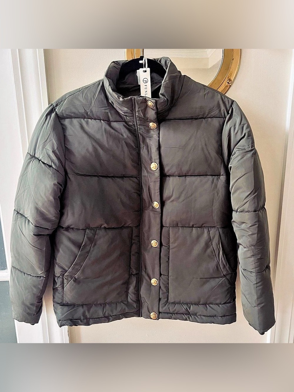 Funlingo Women’s Cropped Olive Green Puffer Jacket Size XS